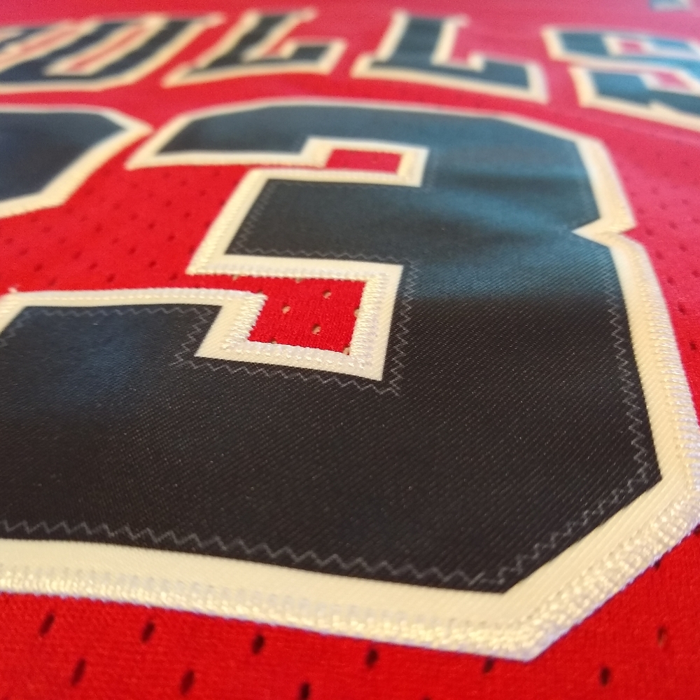 Jordan Jersey size XL NWT Chicago Bulls - Picture 5 of 7
